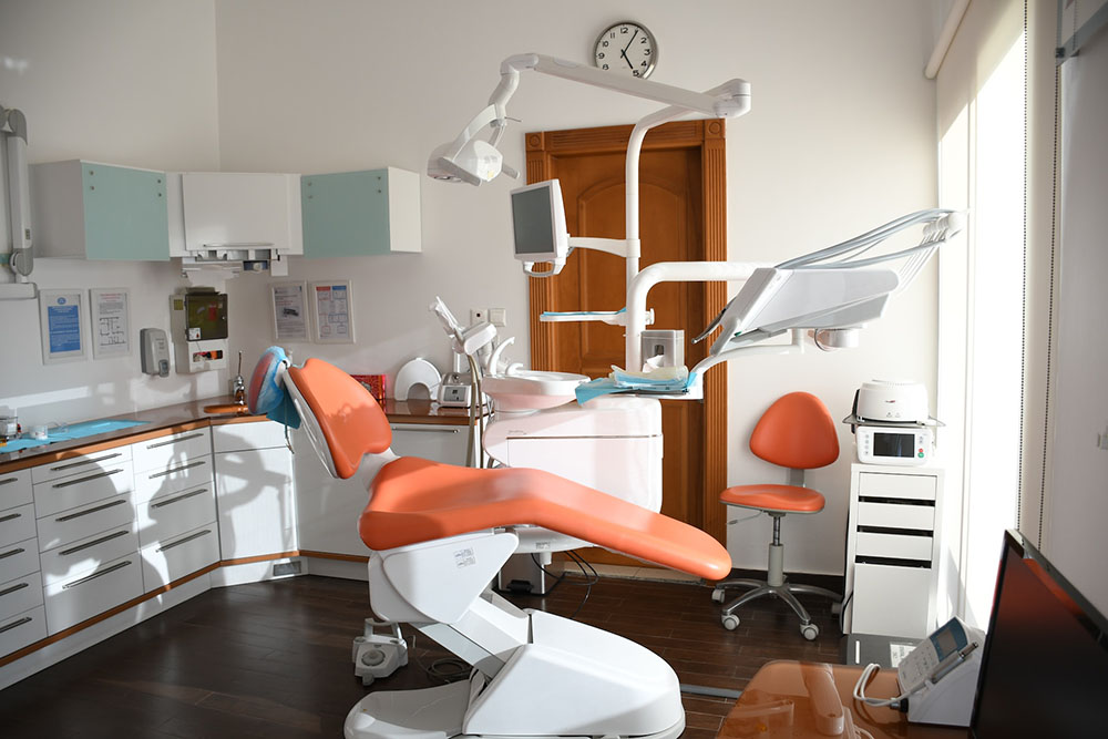 Обичайни стоматологични процедури: Изчерпателно ръководство за пациентите
